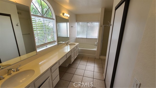 Detail Gallery Image 22 of 43 For 1809 Avenida Segovia, Oceanside,  CA 92056 - 4 Beds | 2/1 Baths