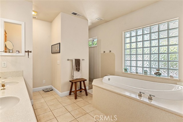 Detail Gallery Image 15 of 51 For 2 Whitehall Pl, Chico,  CA 95928 - 3 Beds | 2 Baths