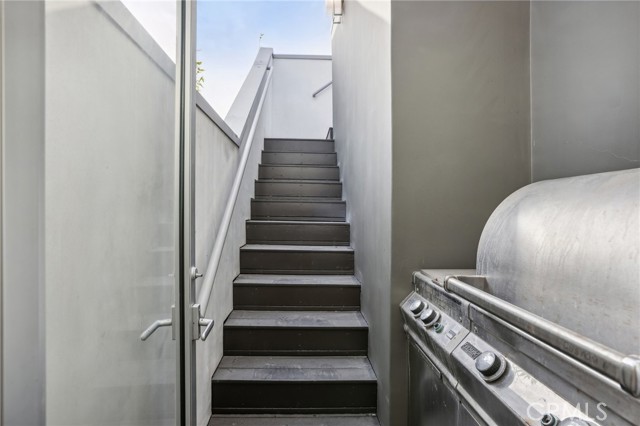 Detail Gallery Image 46 of 71 For 58 6th St, Hermosa Beach,  CA 90254 - 4 Beds | 5 Baths