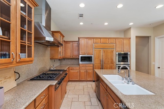 Detail Gallery Image 11 of 74 For 19017 Green Oaks Rd, Yorba Linda,  CA 92886 - 5 Beds | 4/1 Baths