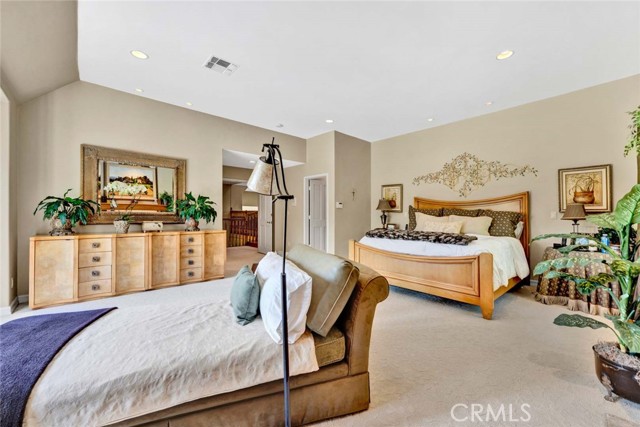 10302 Broadview Place, North Tustin CA: https://media.crmls.org/medias/5098fda2-dab4-46c7-9e2c-a6589530d3c2.jpg