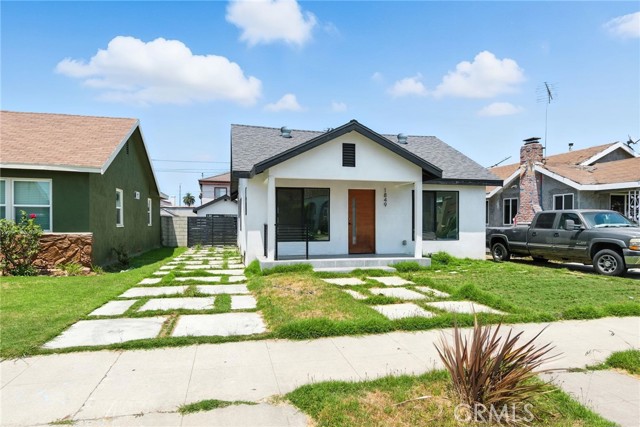 Detail Gallery Image 3 of 31 For 1849 W 66th St, Los Angeles,  CA 90047 - 3 Beds | 2 Baths