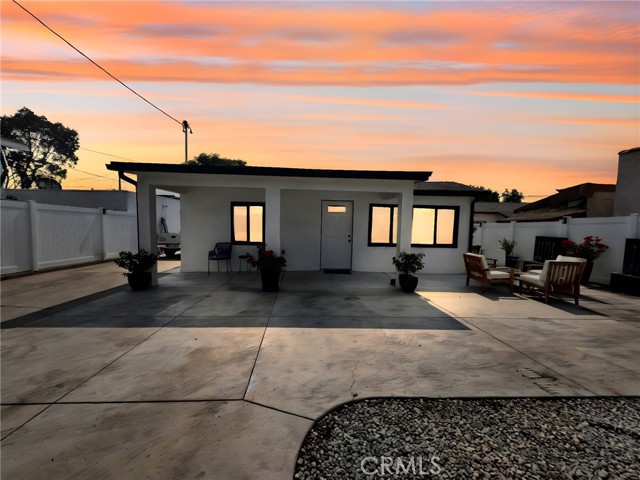 326 S Mcbride Avenue, Los Angeles CA: https://media.crmls.org/medias/5099c93a-edb8-496d-9935-066cfa78590c.jpg