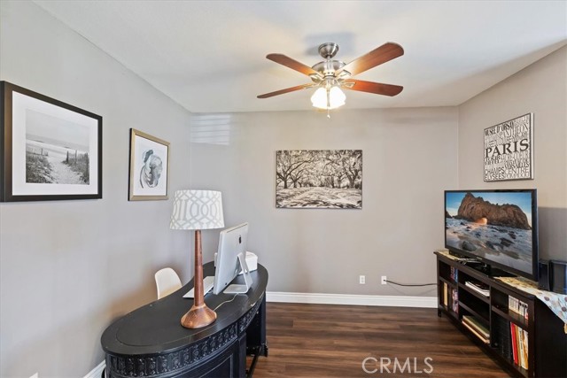 Detail Gallery Image 12 of 54 For 1341 Sandpiper Ln, Corona,  CA 92881 - 3 Beds | 2 Baths