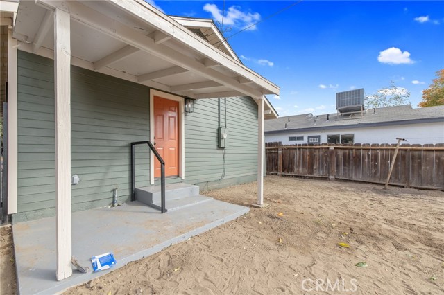 Detail Gallery Image 32 of 36 For 3710 E Grant Ave, Fresno,  CA 93702 - 2 Beds | 1 Baths