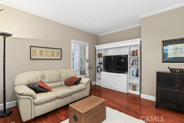 Detail Gallery Image 11 of 44 For 841 Sunstone St, Westlake Village,  CA 91362 - 3 Beds | 2/1 Baths