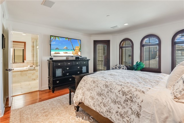 320 24th Place, Manhattan Beach, California 90266, 3 Bedrooms Bedrooms, ,3 BathroomsBathrooms,Residential,Sold,24th,SB21215481