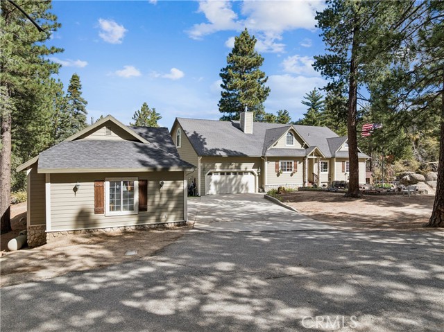 32360 Pine Manor Lane, Running Springs, CA 92382