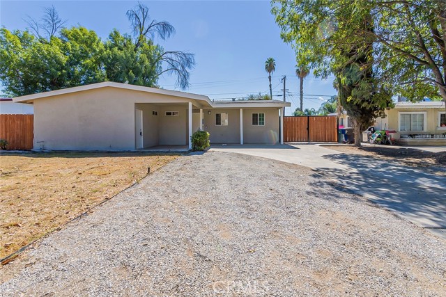 5566 Dewey Ave, Riverside, CA 92504