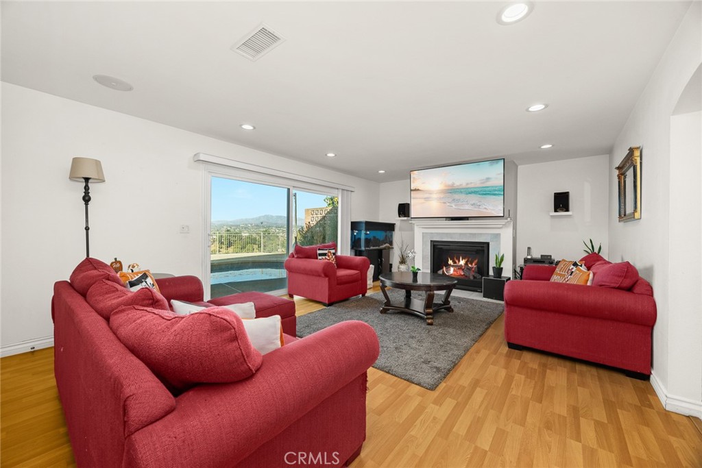 MLS #WS25263505 image #7