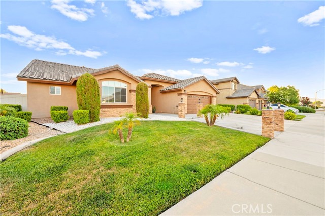 242 Lipizzan Drive, San Jacinto CA: https://media.crmls.org/medias/509f61ab-82f5-4049-9ec4-d5ffadea2a8a.jpg