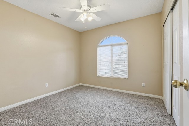 Detail Gallery Image 18 of 48 For 16647 Elm St, Hesperia,  CA 92345 - 4 Beds | 3 Baths