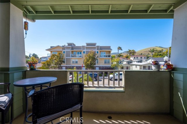 Detail Gallery Image 19 of 59 For 390 San Luis Ave, Pismo Beach,  CA 93449 - 3 Beds | 3/1 Baths