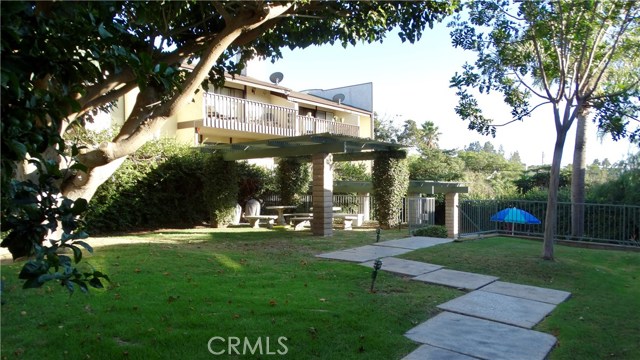 2106 Vanderbilt Lane, Redondo Beach, California 90278, 2 Bedrooms Bedrooms, ,2 BathroomsBathrooms,Residential,Sold,Vanderbilt,PW17231430