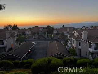 https://media.crmls.org/medias/50a1b0ab-4172-4f4b-9c59-f95089c61960.jpg?preset=X-Large