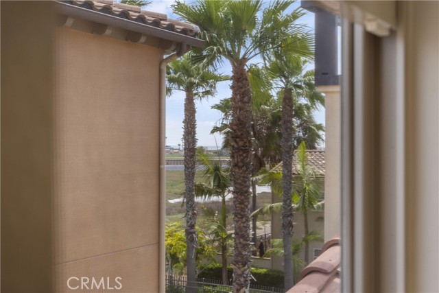 8356 Noelle Drive, Huntington Beach CA: https://media.crmls.org/medias/50a1d55d-6333-4852-8422-9133fcd01492.jpg