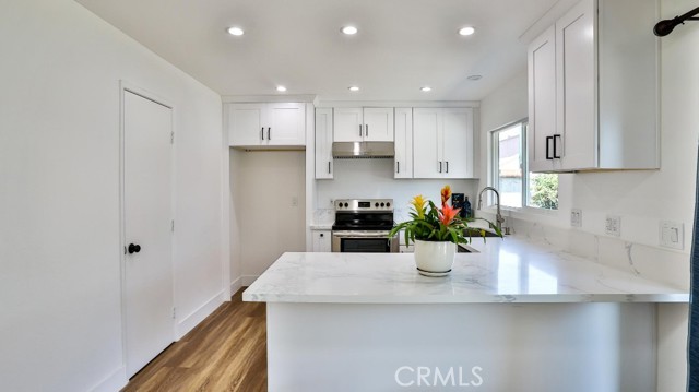 Detail Gallery Image 12 of 36 For 951 S Citron St #5,  Anaheim,  CA 92805 - 2 Beds | 2 Baths