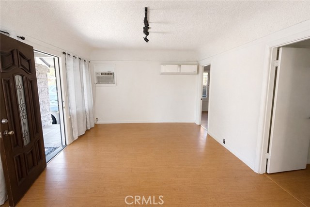 Detail Gallery Image 8 of 14 For 1238 Gardner St, West Hollywood,  CA 90046 - 2 Beds | 1 Baths