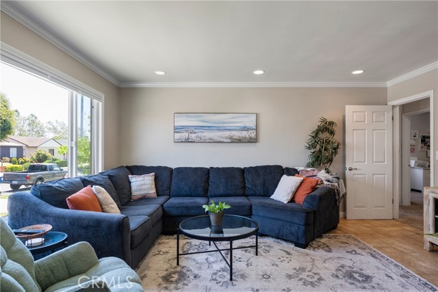 Detail Gallery Image 3 of 36 For 3823 Carfax Ave, Long Beach,  CA 90808 - 4 Beds | 2 Baths