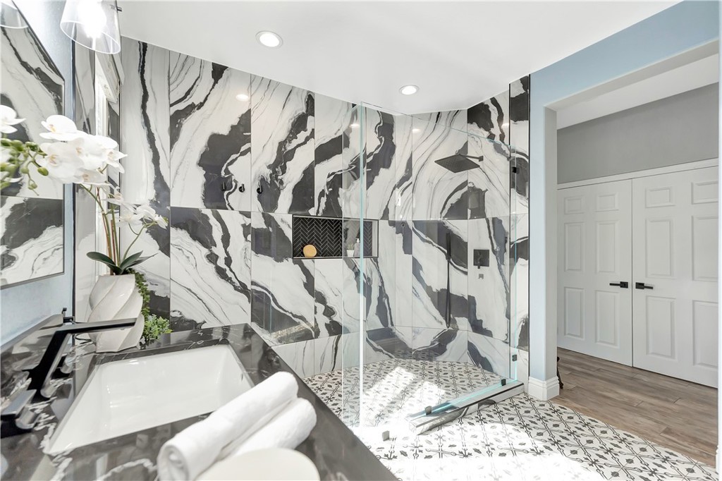 MLS #OC26097710 image #36