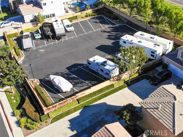 Community RV/Boat Parking Lot available for a fee.