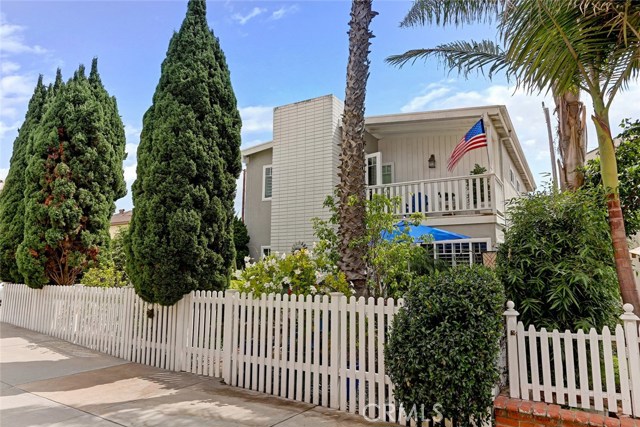 334 11th Street, Manhattan Beach, California 90266, 3 Bedrooms Bedrooms, ,3 BathroomsBathrooms,Residential,Sold,11th,SB16706249