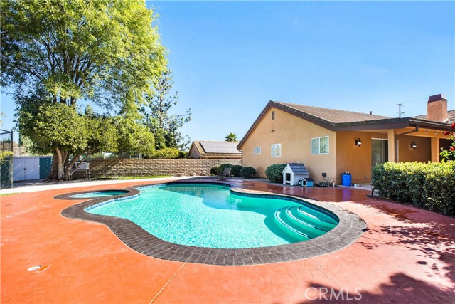 22329 Plummer Street, Chatsworth CA: https://media.crmls.org/medias/50a65407-fa18-49e8-9553-1c7946e2bf87.jpg