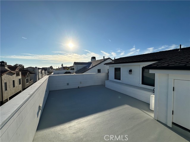 Detail Gallery Image 19 of 20 For 616 1/2 Acacia Ave, Corona Del Mar,  CA 92625 - 2 Beds | 2/1 Baths