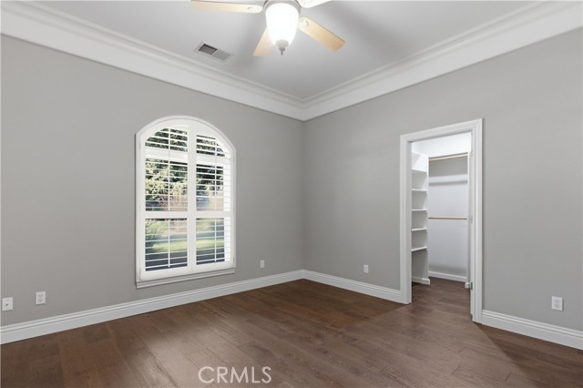 Image 30 of 66 For 2144 King Arthur Court