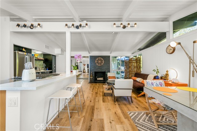 Detail Gallery Image 10 of 53 For 7213 E Lanai St, Long Beach,  CA 90808 - 4 Beds | 2 Baths