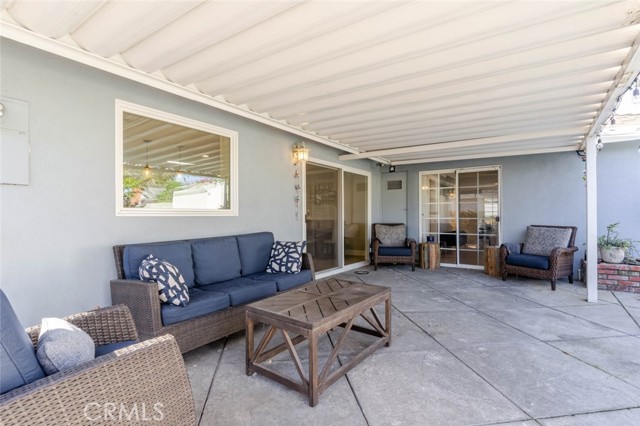 Detail Gallery Image 20 of 28 For 19833 Blythe St, Winnetka,  CA 91306 - 3 Beds | 2 Baths