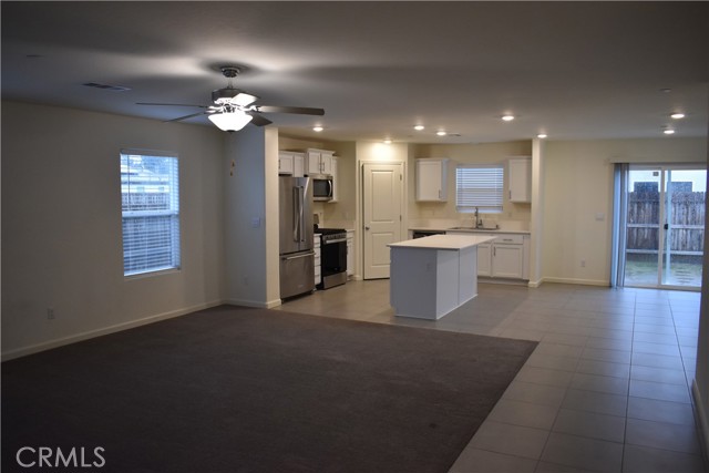 Detail Gallery Image 7 of 38 For 296 Grand Canyon Ct, Merced,  CA 95341 - 4 Beds | 3 Baths