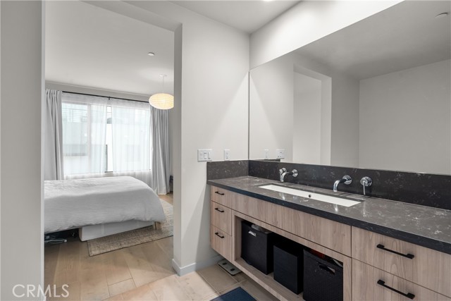 Detail Gallery Image 17 of 27 For 4524 N Ayla, Los Angeles,  CA 90041 - 3 Beds | 4 Baths