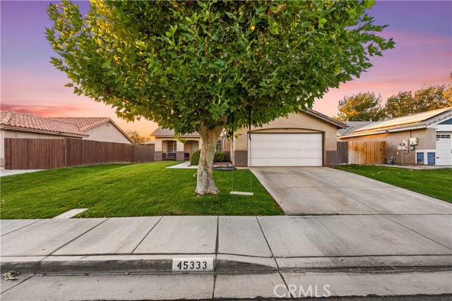 Detail Gallery Image 2 of 49 For 45333 Canutt Pl, Lancaster,  CA 93534 - 3 Beds | 2 Baths