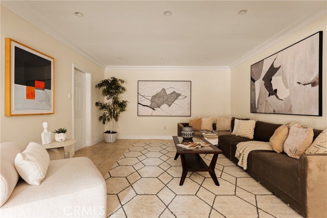 20286 Allentown Drive, Woodland Hills CA: https://media.crmls.org/medias/50a8892d-9362-47f2-b4bc-37bcd2cf115d.jpg