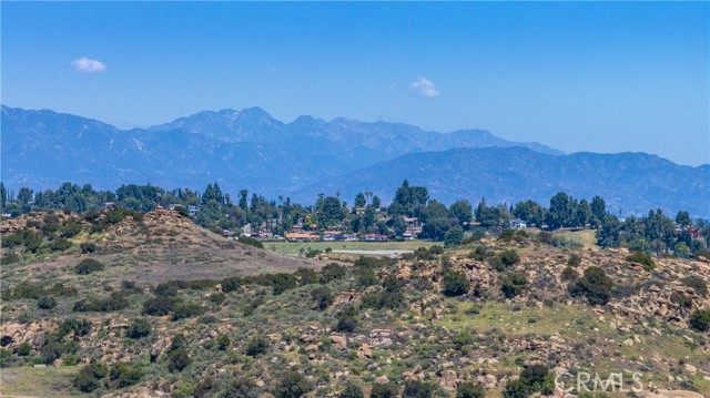8665 Valley Circle Boulevard, West Hills CA: https://media.crmls.org/medias/50a8e909-d061-4e9f-89a3-ab4af75d6287.jpg