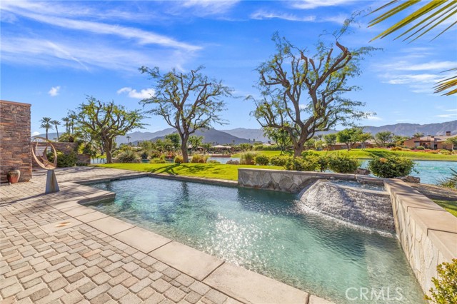 Image 38 of 49 For 50075 Camino Privado