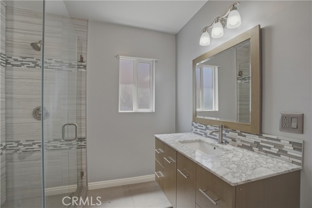 Detail Gallery Image 13 of 37 For 6527 Buffalo, Van Nuys,  CA 91401 - 3 Beds | 2 Baths