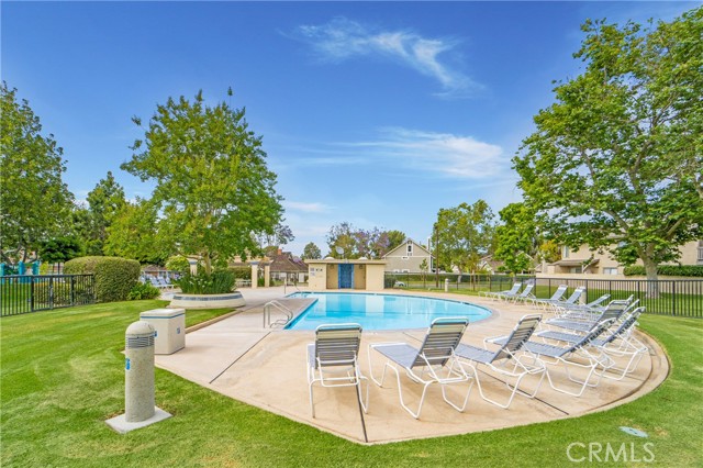 Detail Gallery Image 18 of 30 For 14 Windjammer #6,  Irvine,  CA 92614 - 2 Beds | 2 Baths