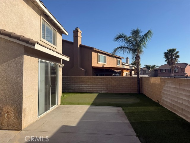Detail Gallery Image 6 of 16 For 5752 Tamarisk Way, Fontana,  CA 92336 - 4 Beds | 3 Baths