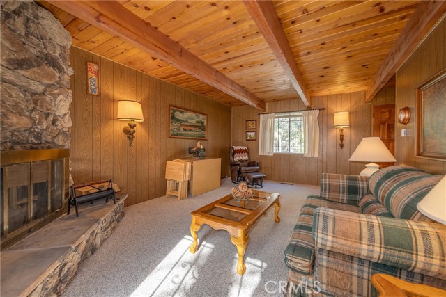 Detail Gallery Image 15 of 33 For 274 Pine Ln, Sugarloaf,  CA 92386 - 2 Beds | 1/1 Baths