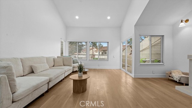 Detail Gallery Image 12 of 44 For 26562 Lucinda, Mission Viejo,  CA 92691 - 3 Beds | 3 Baths