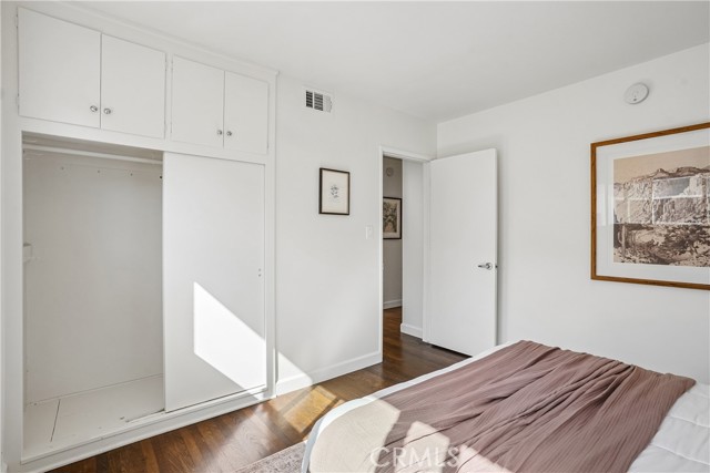 18031 Gramercy Place photo 17