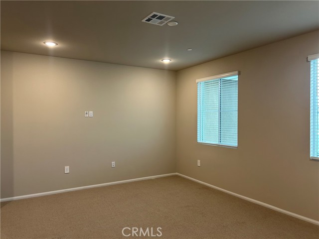 1065 Lumia Circle, Redlands CA: https://media.crmls.org/medias/50ae55be-8cc0-4414-8be3-c6c59af79e9f.jpg