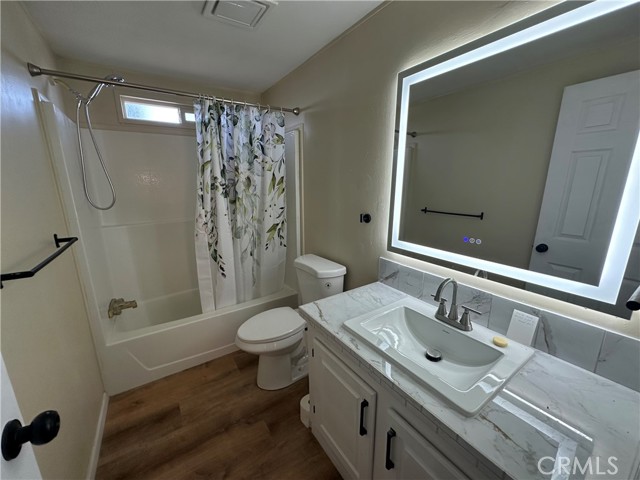 280 Henderson Drive, Clearlake Oaks CA: https://media.crmls.org/medias/50aea9a4-071c-4ab2-ad57-5603ce9886a5.jpg