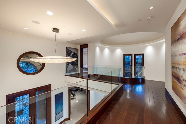 9 Sailcrest, Newport Coast CA: https://media.crmls.org/medias/50aef16b-d901-4cf7-9ddc-83d0f786dea3.jpg