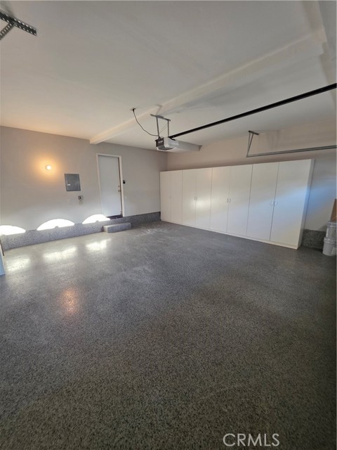 Detail Gallery Image 28 of 34 For 2211 Carob, Tustin,  CA 92782 - 3 Beds | 2/1 Baths