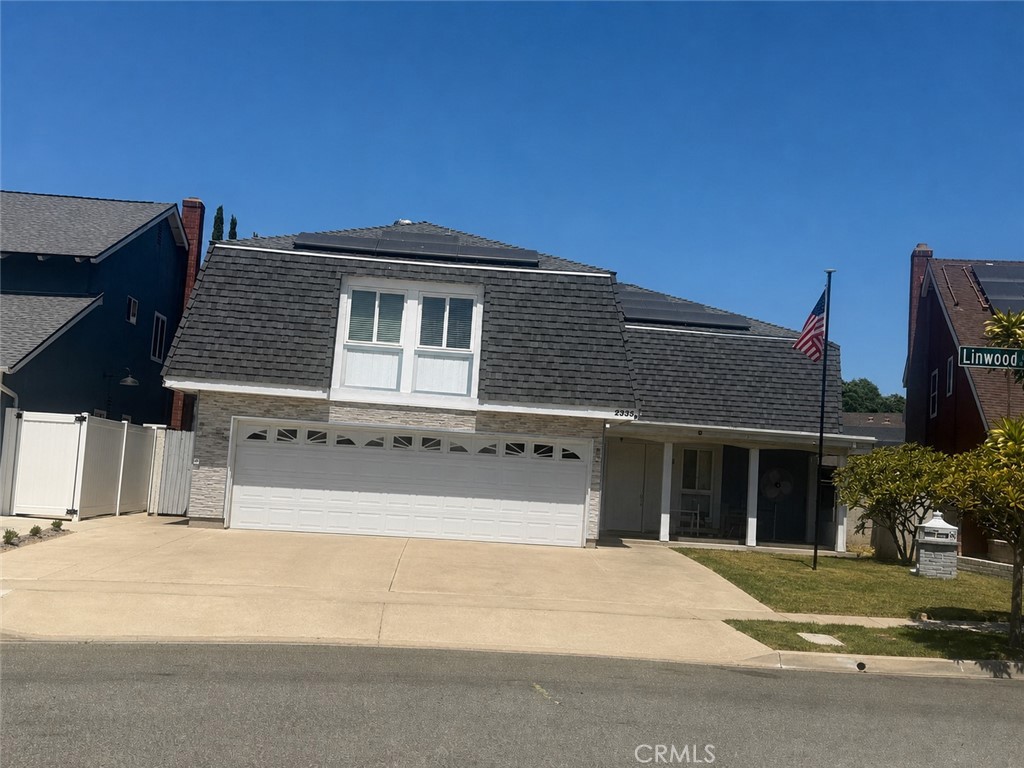 2333 N Linwood