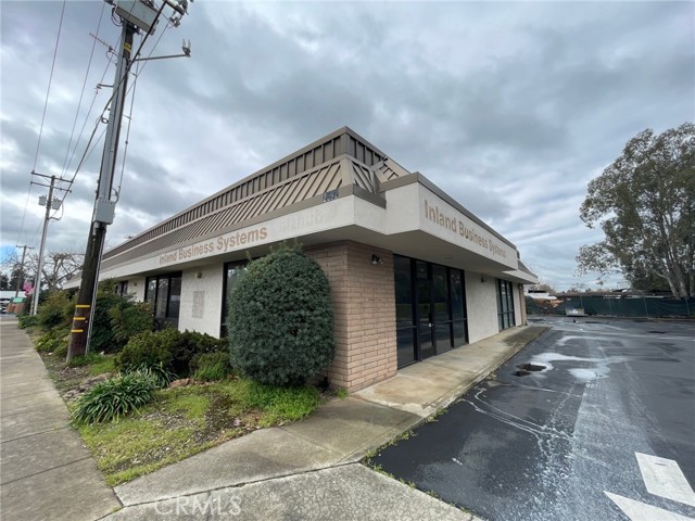 2592 Notre Dame Boulevard, Chico, California 95928, ,Commercial Lease,For Rent,2592 Notre Dame Boulevard,CRSN25048590