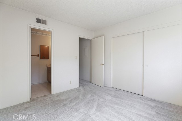 Detail Gallery Image 11 of 27 For 1201 N California St #4,  Orange,  CA 92867 - 2 Beds | 2 Baths